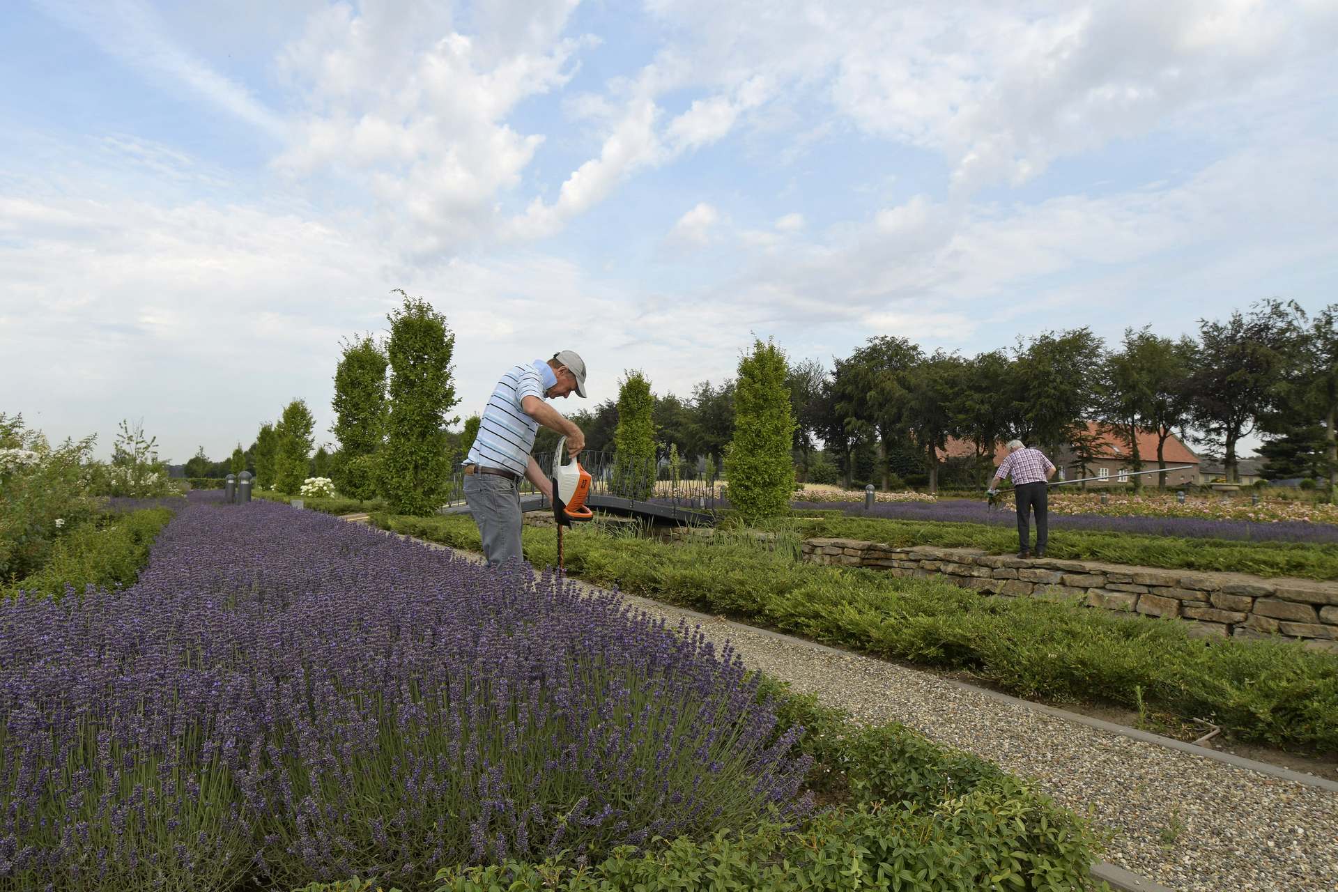 Het Limburgs Landschap zoekt voor het nieuwe tuinseizoen vrijwilligers voor de Historische Tuin in Montfort